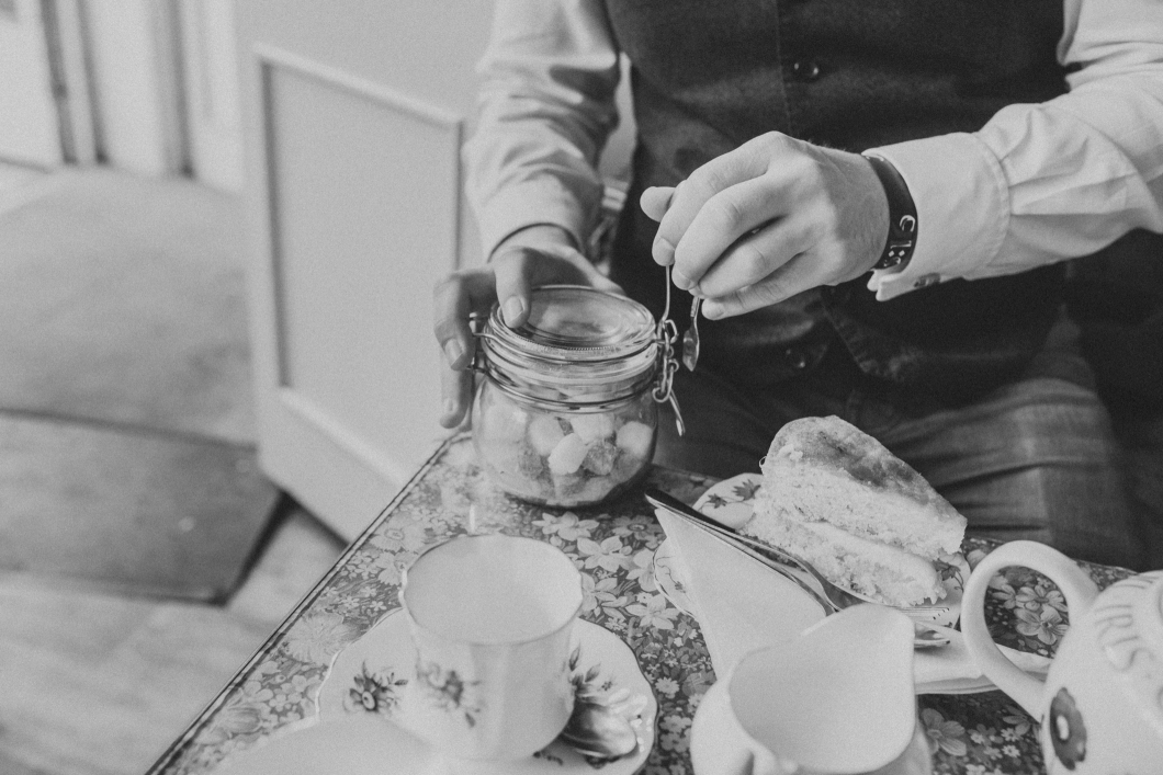 matlock bath tea room engagement shoot